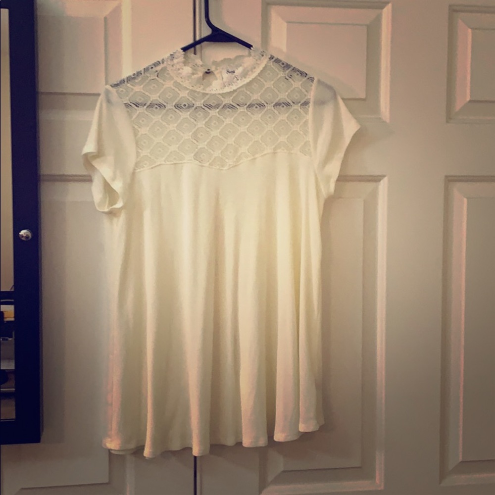 Short Sleeve Lace Top
